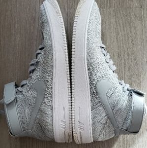 Nike Af1 (Air Force)Ultra Flyknit Mid Wolf Grey